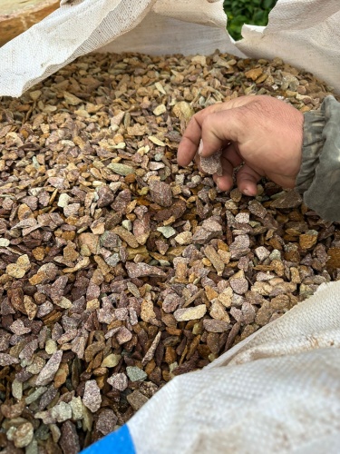 Златолит персиковый декоративная каменная крошка купить в Коркино