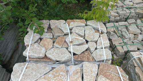 Гранитный плитняк галтованный для парковки купить в Коркино