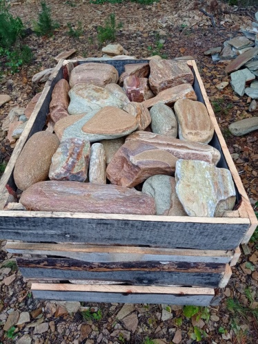 Златолит жёлтый, жёлто-зелёный глыбки и валуны для ланшафтного дизайна купить в Коркино