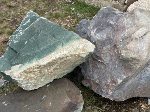 Камни для ландшафтного дизайна зелёные 10-60 килограмм купить в Коркино