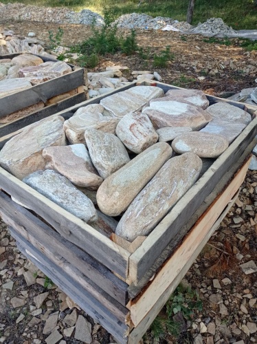 Златолит жёлтый, жёлто-зелёный глыбки и валуны для ланшафтного дизайна купить в Коркино