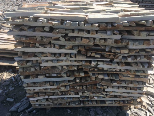 Горбушка златолит золотистый для облицовки купить в Коркино