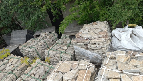 Гранитный плитняк галтованный для парковки купить в Коркино