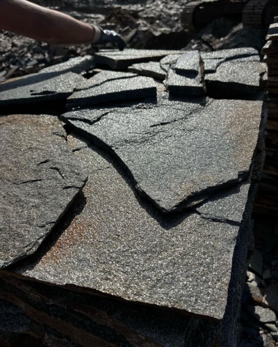 Плитняк златолит серебристый для фасада купить в Коркино