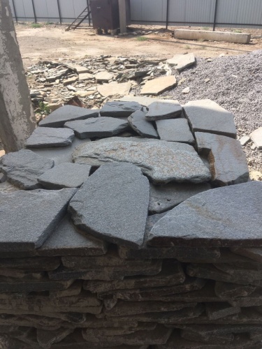 Златолит серебристый галтованный для лестниц купить в Коркино